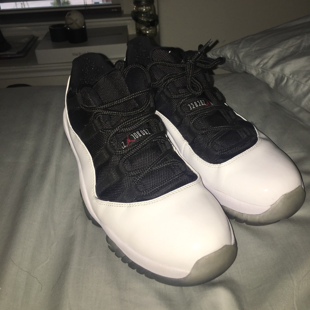 COPY - low top jordan tuxedo 11s